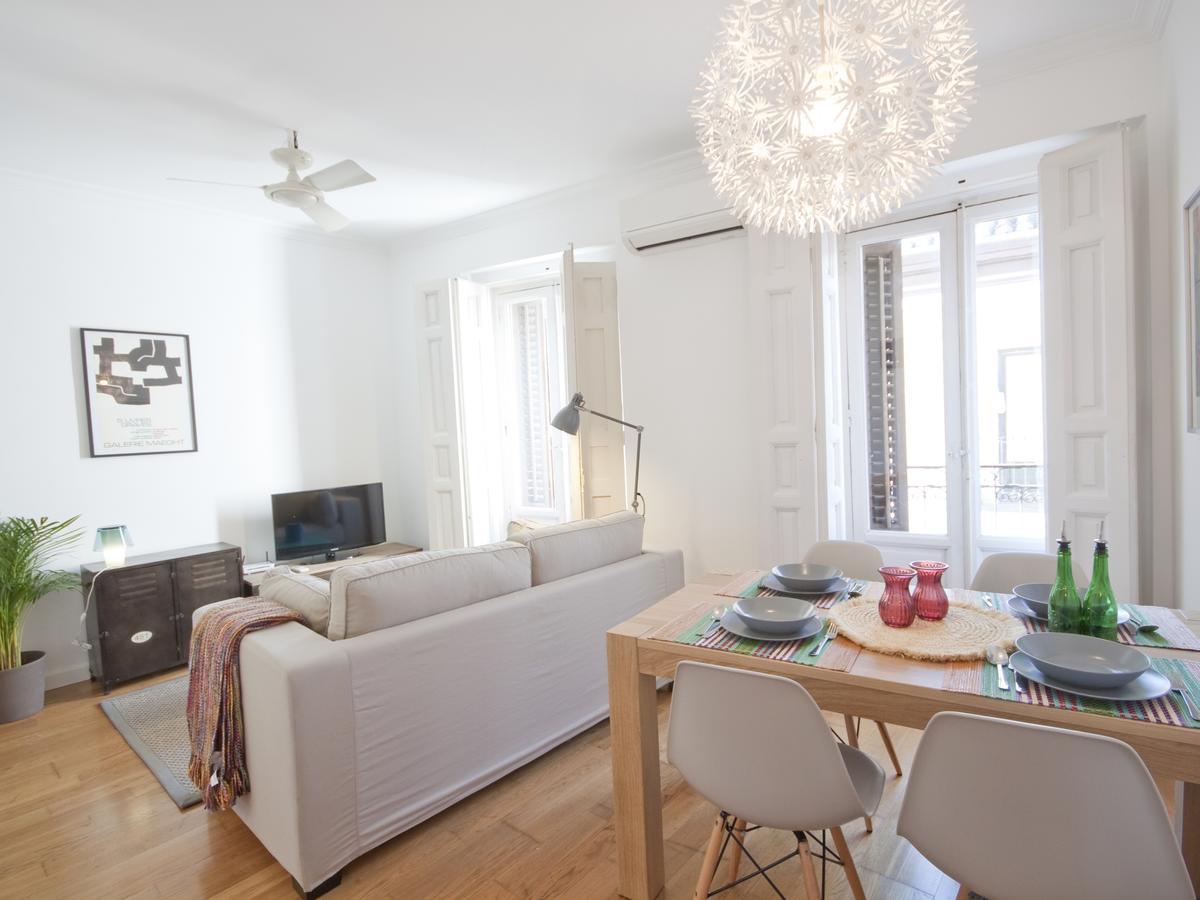 Precioso Apartamento En La Latina Palacio Real Madrid Bagian luar foto